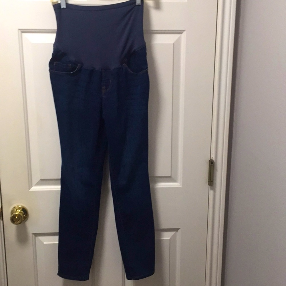 Old Navy Women’s Maternity Skinny Jeans